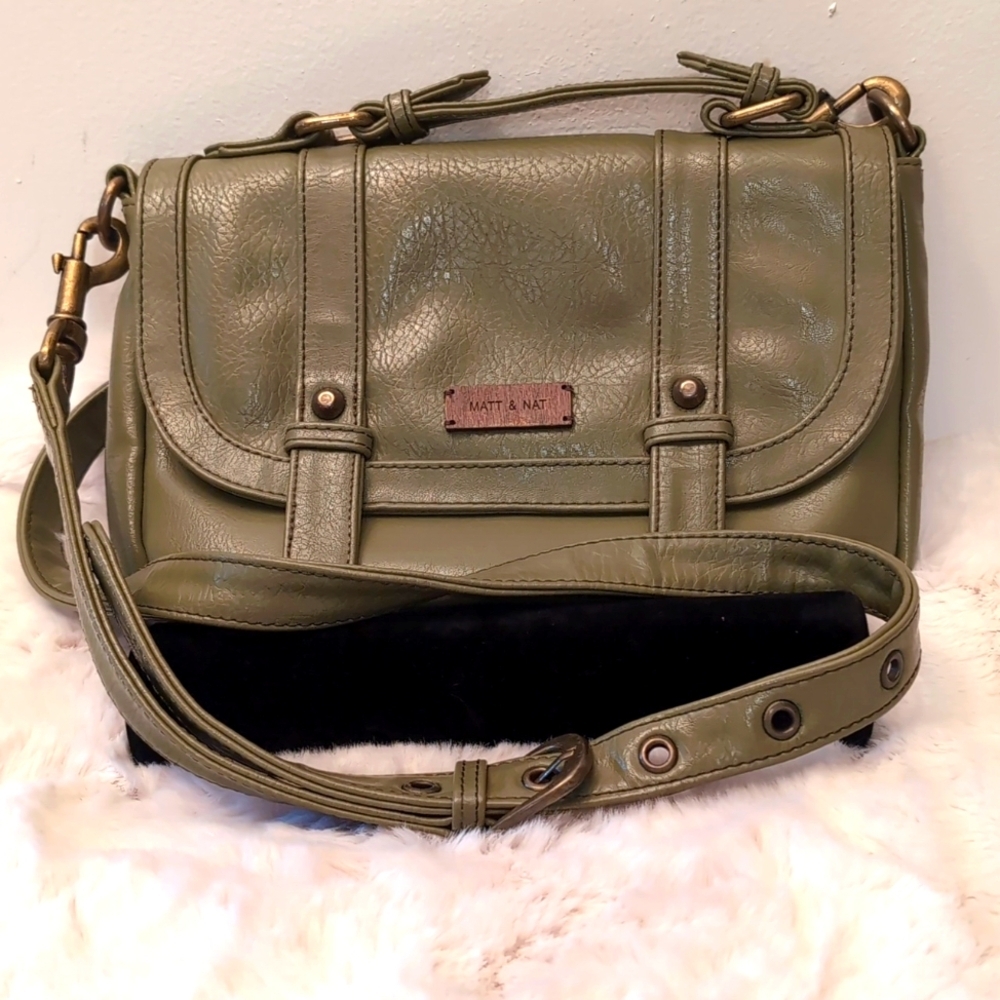 Matt & Nat| Green Vegan Leather Purse